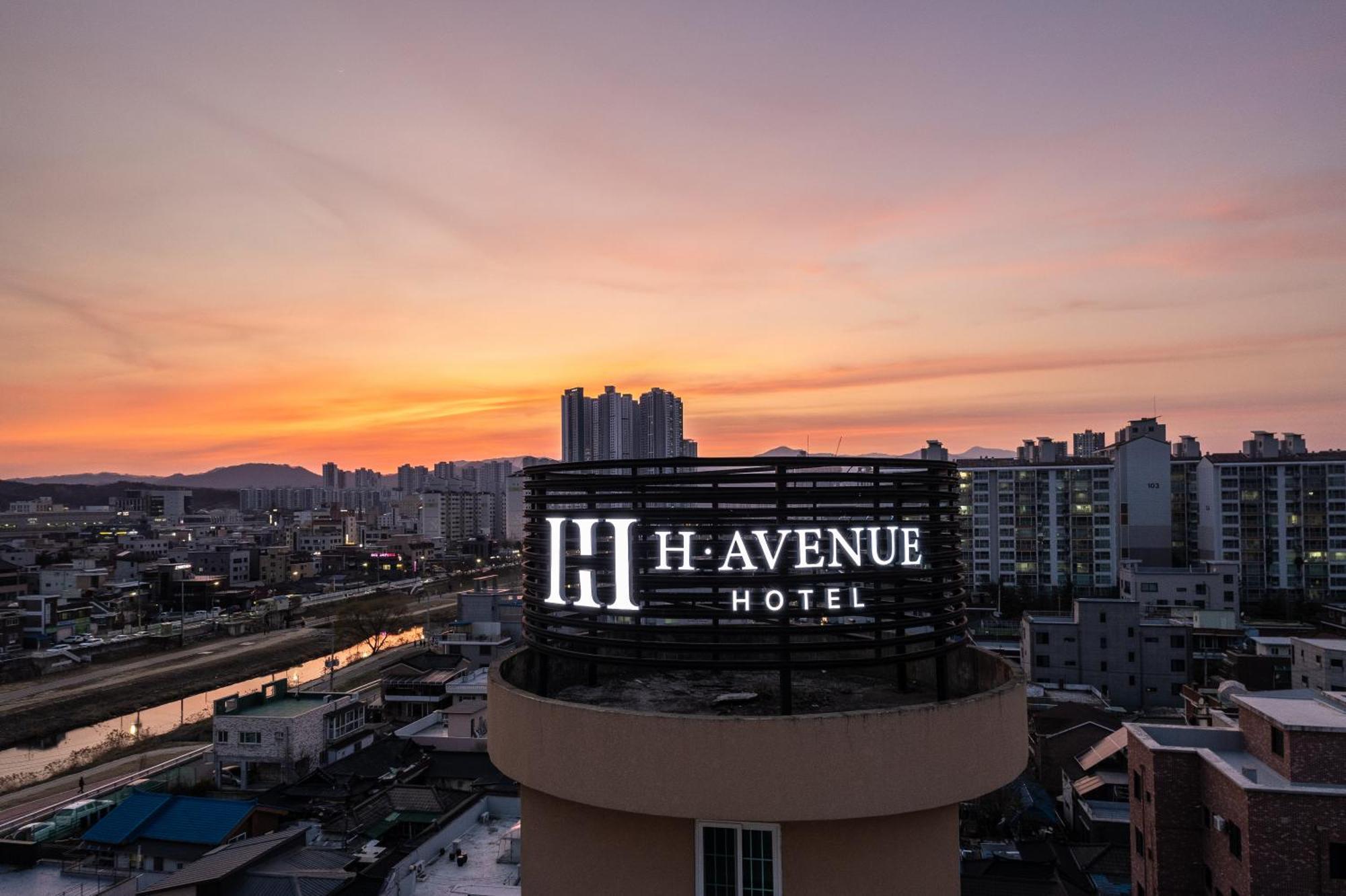 فندق H Avenue تشنتشون المظهر الخارجي الصورة